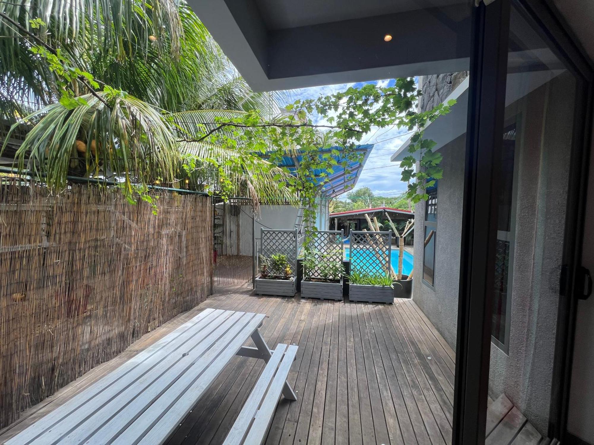 O Paradis Albion Grande Piscine Et Plage A Deux Pas Exterior foto